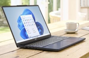 LAVIE Direct N15 Slim(2025年夏モデル)の本体の外観