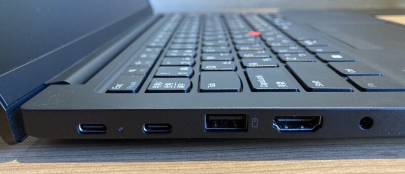 10.■ThinkPad E14 Gen 6のインターフェース左側