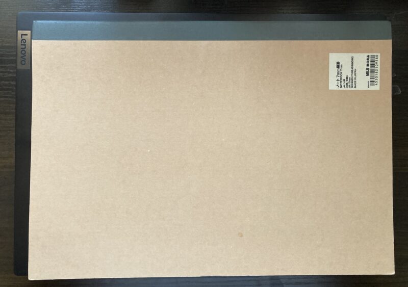 5.■ThinkPad E14 Gen 6本体をノートとサイズ比較