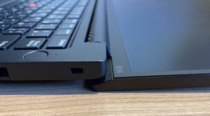 7.■ThinkPad E14 Gen 6のディスプレイとキーボードのヒンジ