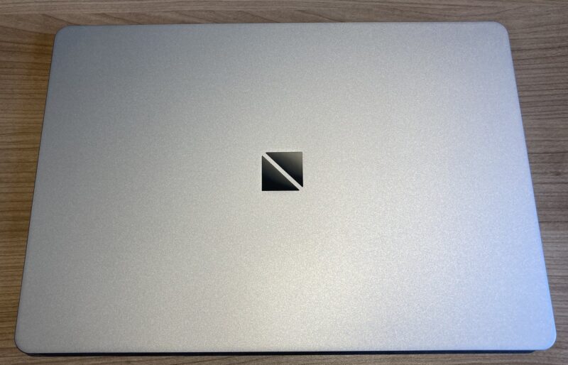 9.■ LAVIE SOL本体の天板