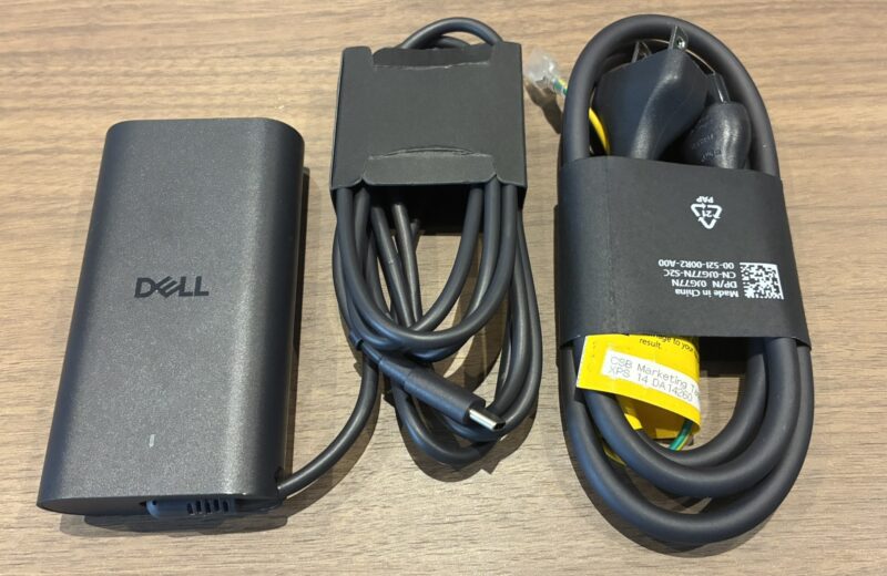 4.■ DELL XPS 14に付属のアダプター