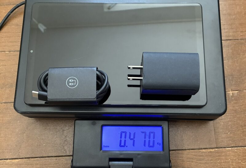 Legion Tabの本体+アダプターの重量の実測結果：470g