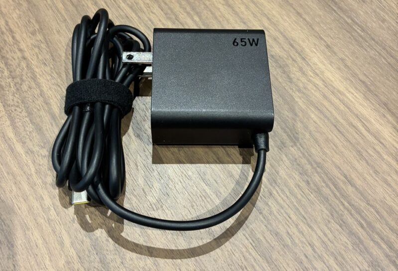 4.■ LAVIE Direct N13 Slimに付属のアダプター