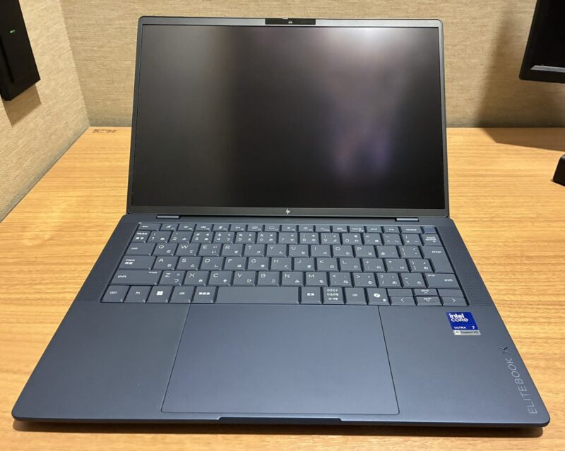 1.■ HP EliteBook Xの正面ビジュアル